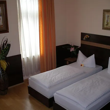 Elbe Street 34 Hotel Fráncfort del Meno