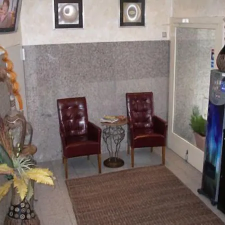 Hotel Elbe Street 34