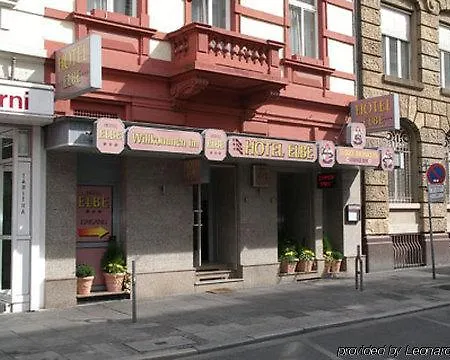 Elbe Hotel 3*