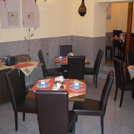 Hotel Elbe 3*