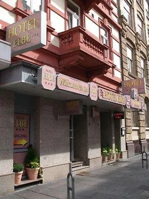 Hotel Elbe Street 34 3*