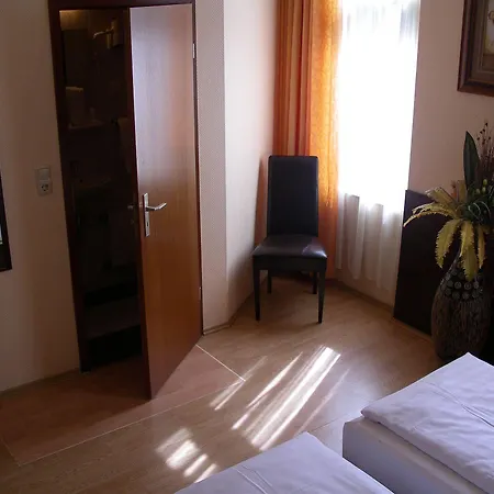 Elbe Hotel 3*