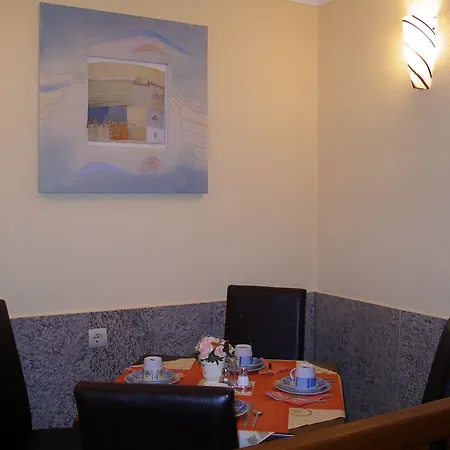 Elbe Hotel