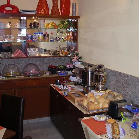 Elbe Street 34 Hotel 3*