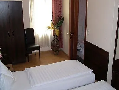 Elbe Street 34 3* فرانكفورت