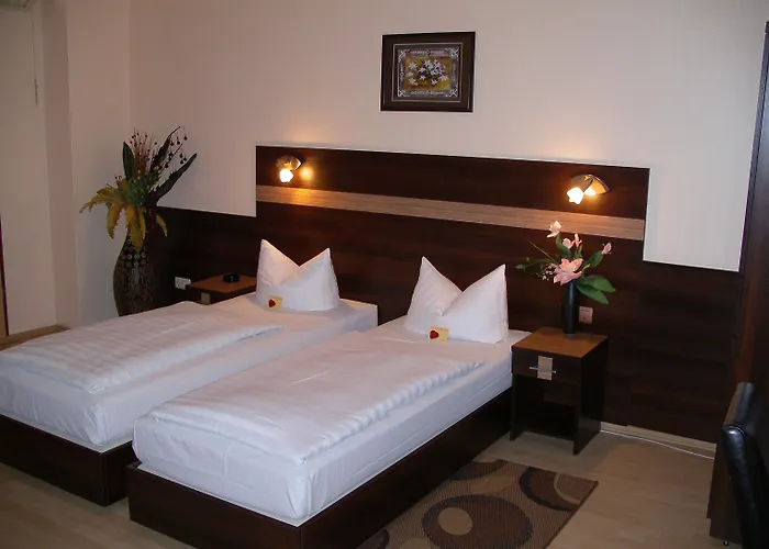 Elbe Street 34 Hotel 3*