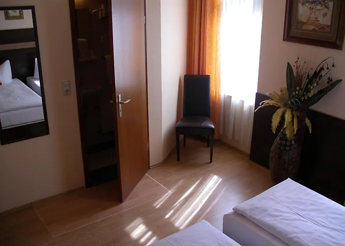 Elbe Street 34 Hotel 3*